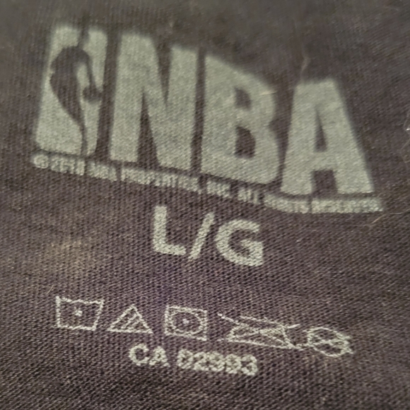 Womens large nba tshirt - Picture 2 of 2